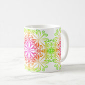Eleganter botanischer Boho farbenfroher Mandala Kaffeetasse (VorderseiteRechts)