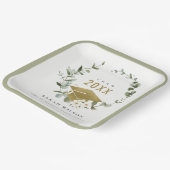 Eleganter botanischer Leafy Wreath Gold Abschluss Pappteller (Gewinkelt)