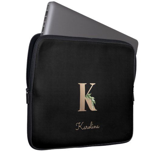 Eleganter Botanischer Monogram Letter K Laptop Sle Laptopschutzhülle (Vorne Rechts)