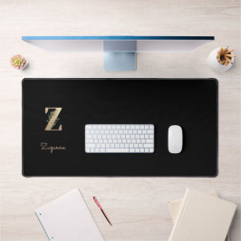 Eleganter Botanischer Monogram Letter Z Schreibtischunterlage