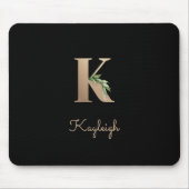 Eleganter Botanischer Monogramm-Brief K Mousepad (Vorne)