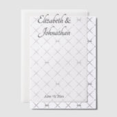 Eleganter Bräutigam mit weißen und schwarzen Skrip Pergament Einladungen (Versetzt (Einladung))