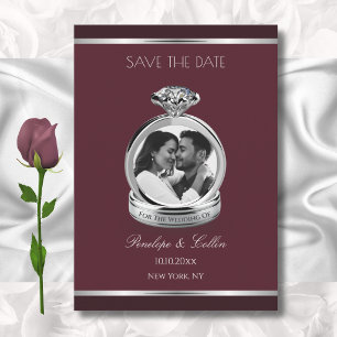 Eleganter burgunderfarbener Silberring Foto Save-t Save The Date