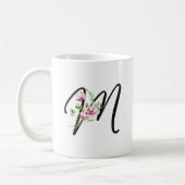 Eleganter Calligrafy Letter "M" Girly Floral Kaffeetasse (Links)