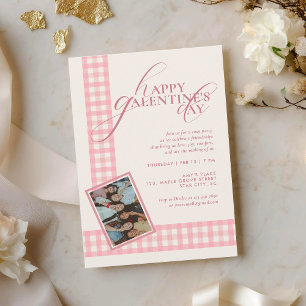 Eleganter Chic Rosa Karo-Typografie Galentines-Tag Einladung
