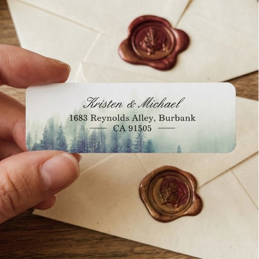 Eleganter Chic Saisonaler Pinienwald