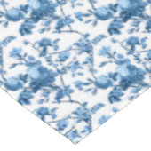 Eleganter Chic Vintag Blue Rose Floral Tischdecke (Schrägansicht)