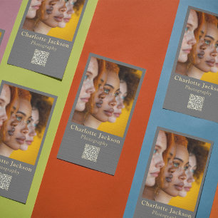 Eleganter Clean Gray Foto Fotografie & Qr Code Visitenkarte