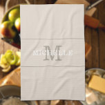 Eleganter Coffee Cream Monogram Individuelle Name Geschirrtuch<br><div class="desc">Passen Sie den Text an und erstellen Sie einfach Ihr personalisiertes Küchentuch. Klicken Sie auf ENTWICKLUNG BEARBEITEN, um die Textfarbe oder Hintergrundfarbe zu ändern. Sie können dieses Design auf andere Zazzle-Produkte übertragen und an die meisten Zazzle-Produkte anpassen. Standard Studio-Designs werden in hochauflösender Grafik für berufliche Drucke erstellt. Vielen Dank, dass...</div>