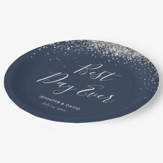 Eleganter Custom Navy Blue Silver Glitzer Confetti Pappteller (Schrägansicht)