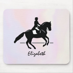 Eleganter Dressurreiter auf einem Aquarellplatz Mousepad
