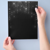 Eleganter, dunkler Flyer (Hand)