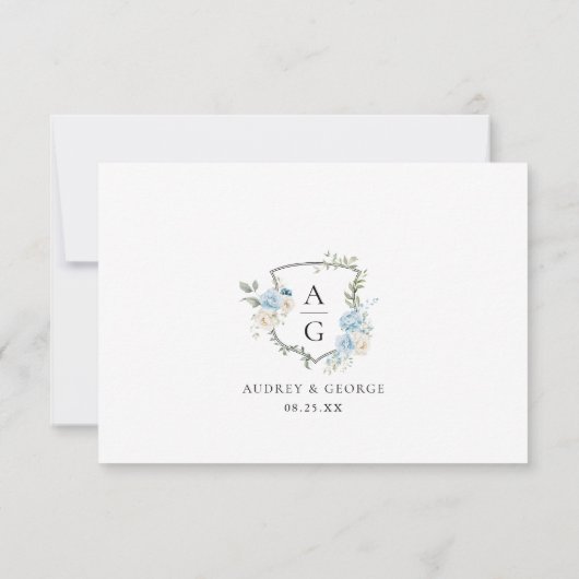 Eleganter Dusty Blue Floral Monogram QR Code RSVP Karte (Rückseite)