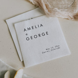 Eleganter einfacher Cocktail an der Hochzeitsempfe Serviette