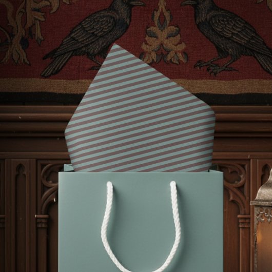 Eleganter Eukalyptus und dunkles Pflaumengestreif Seidenpapier