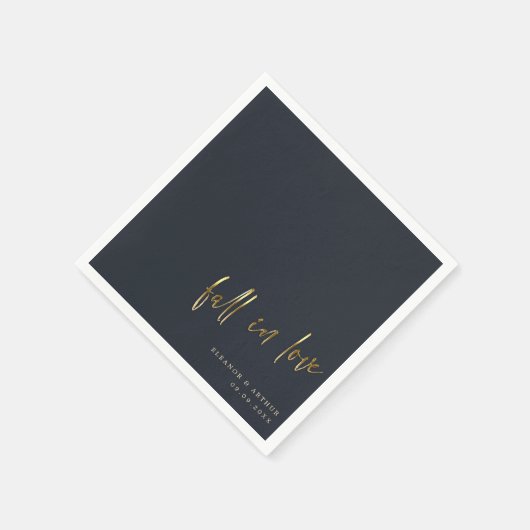 Eleganter Fall in Liebe | Gold Script Wedding Serviette (Ecke)