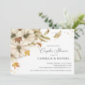 Eleganter Fall Pumpkin Couples Polterabend Einladung (Stehend Vorderseite)