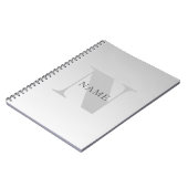 Eleganter Faux-Silber-Grau-Verlauf-Monogramm-Klass Notizblock (Linke Seite)