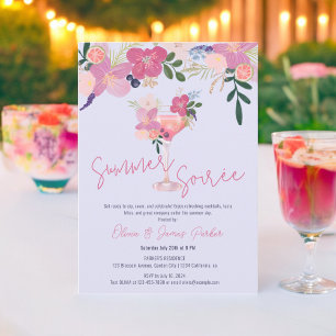 Eleganter floraler Cocktail handgezeichnete Sommer Einladung