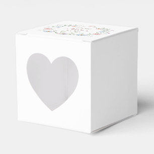 Eleganter floraler Rahmen Taufe Herz Geschenkschachtel