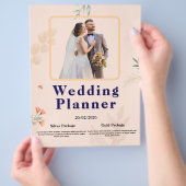 Eleganter Flyer für Hochzeitsplaner | Moderne Flor (Hand)