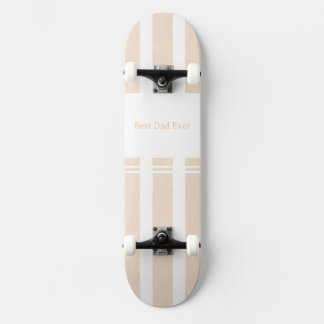 Eleganter gestreifter personalisierter 'Bester Vat Skateboard