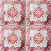 Eleganter gestresster Rot- und Weißmarmor-Look Fliese