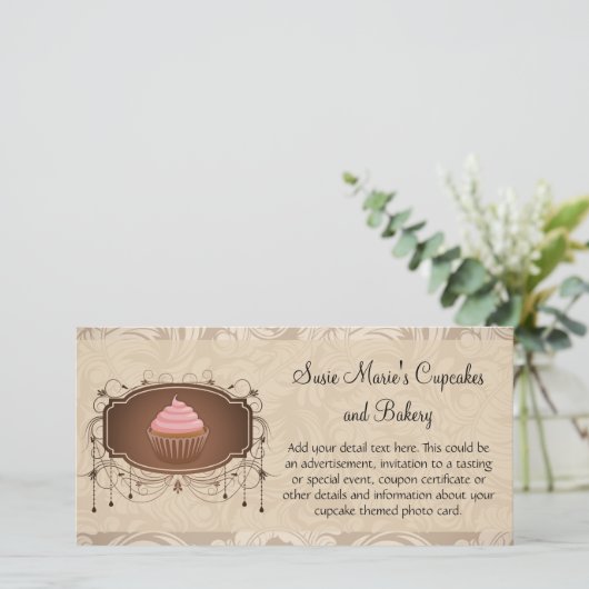 Eleganter Glamour Mocha Damask Cupcake Design (Stehend Vorderseite)