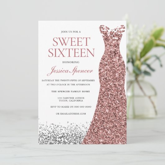 Eleganter Glitzer Rose Gold Dress Sweet 16 Einladu Einladung (Stehend Vorderseite)