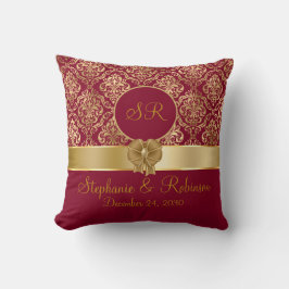 Eleganter Gold Damask auf Burgund Monogramm Kissen