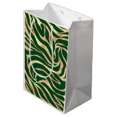 Eleganter Gold Glitzer Zebra Green Animal Print Mittlere Geschenktüte (Rückseite Schrägansicht)