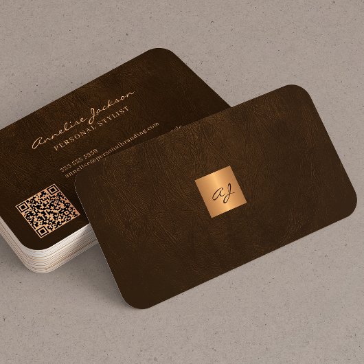 Eleganter Gold mit Monogramm, moderner QR-Code Visitenkarte