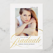 Eleganter Gold Script Foto Abschluss Folieneinladung (Vorderseite)