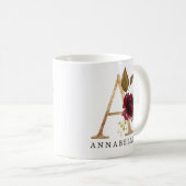 Eleganter Gold- und Burgunder-Blume Letter A Kaffeetasse (VorderseiteRechts)