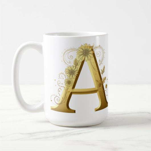 Eleganter goldener Buchstabe A mit floralem Design Kaffeetasse (Links)