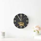 Eleganter Goldpaisley-Elefant, schwarzer Damast Runde Wanduhr (Zuhause)