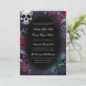 Eleganter Gothic Skull & Rose Hochzeit Einladung (Stehend Vorderseite)