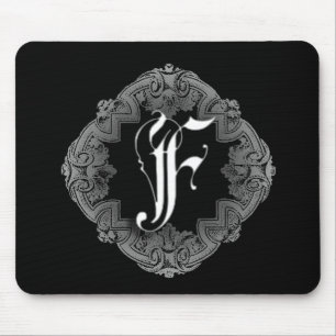 Eleganter gothischer Anfangsbuchstabe F Mousepad
