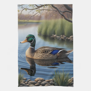 Eleganter Graceful Mallard auf einem ruhigen Lands Geschirrtuch