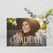 Eleganter Graduate Typografy Foto Abschluss Einladung (Stehend Vorderseite)
