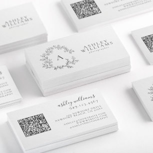 Eleganter Grauer Monogramm Wappen QR-Code Visitenkarte