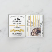 Eleganter Green Passport Stil Einladung zur Hochze (Innenseite)