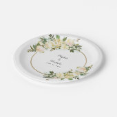 Eleganter Greenery White Rose Floral Gold Rahmen Pappteller (Schrägansicht)