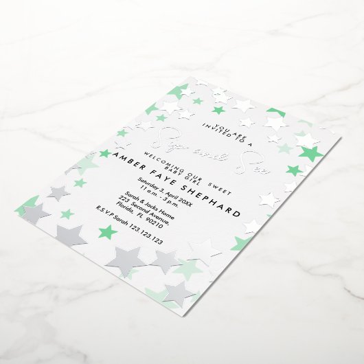 Eleganter Grün & Silber Sip und Begrüßungsbaby Folieneinladung (Gedreht)