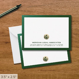 Eleganter grüner Notecard mit Goldener Logo-Anwalt Mitteilungskarte