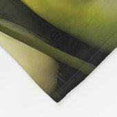 Eleganter Haufen von White Tulips in einem Serenen Fleecedecke (Ecke)