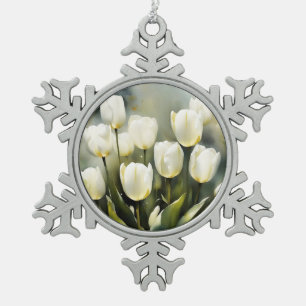 Eleganter Haufen von White Tulips in einem Serenen Schneeflocken Zinn-Ornament