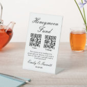 Eleganter Honeymoon Fund QR Code Pedestal Sign Sockelschild (In SItu)