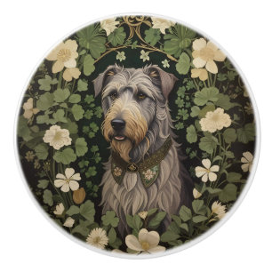 Eleganter Irischer Wolfshund mit Shamrocks Keramikknauf