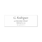 Eleganter klassischer Serif-Schriftart. Rücksendea Permastempel (Design)